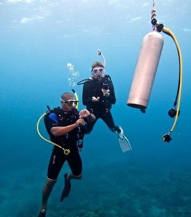 Курс PADI Deep Diver (Глубоководные погружения)
