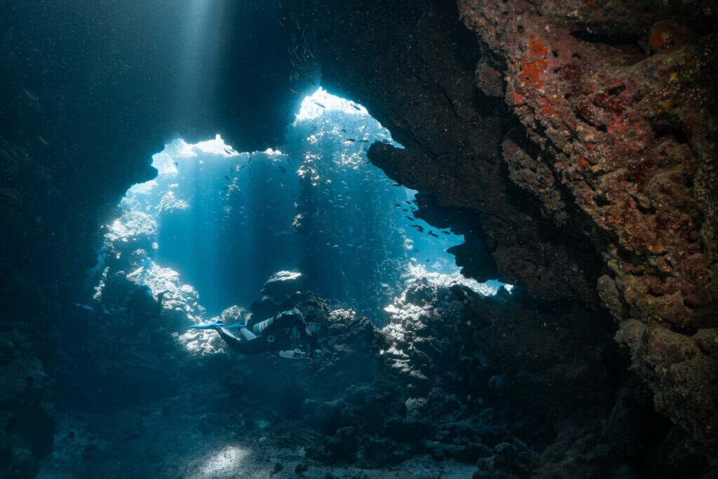 11-st-johns-caves.jpg 11-st-johns-caves.jpg