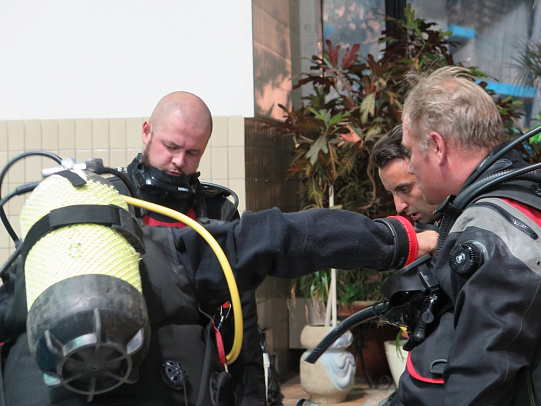 Курс Dry Suit сухой костюм. Август 2015