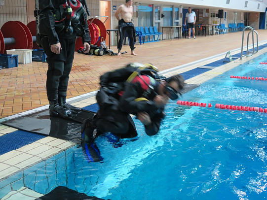 Курс Dry Suit сухой костюм. Август 2015