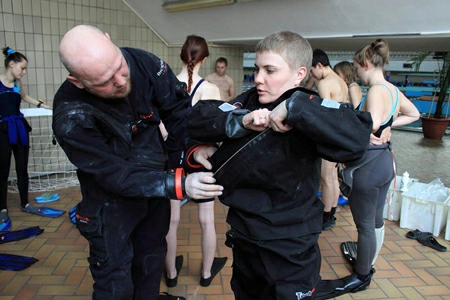 Dry_Suit_2.jpg Dry_Suit_2.jpg