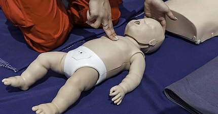 Первая помощь детям (EFR CARE FOR CHILDREN)